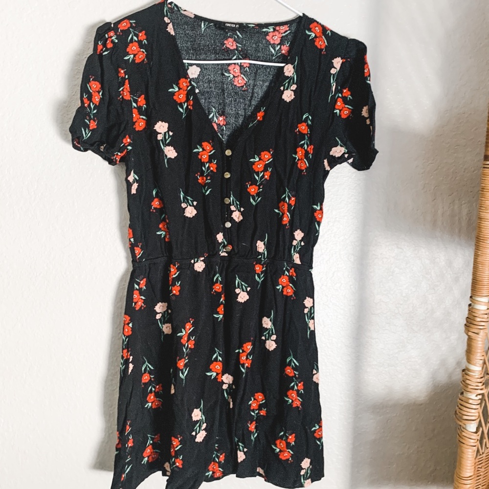 3 for $22! Forever 21, size M, Floral dress.